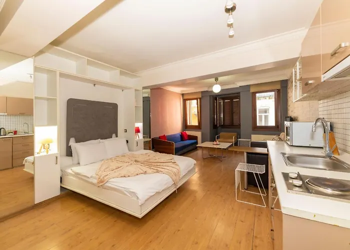 Grand Opera Hotel
